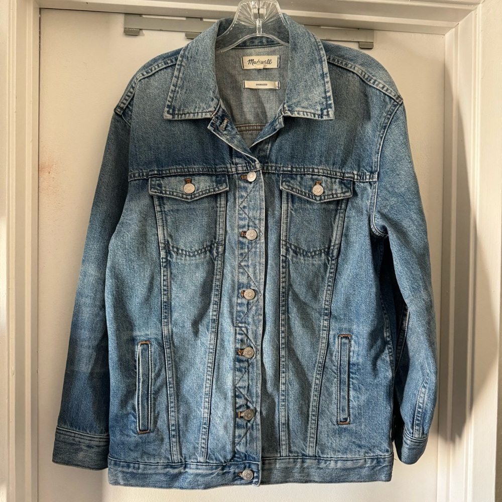 Madewell Oversized Jean Jacket in Capstone Wash, Size Medium